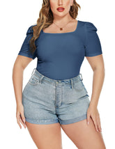 Camiseta de manga abullonada con cuello cuadrado y estampado de canalé
